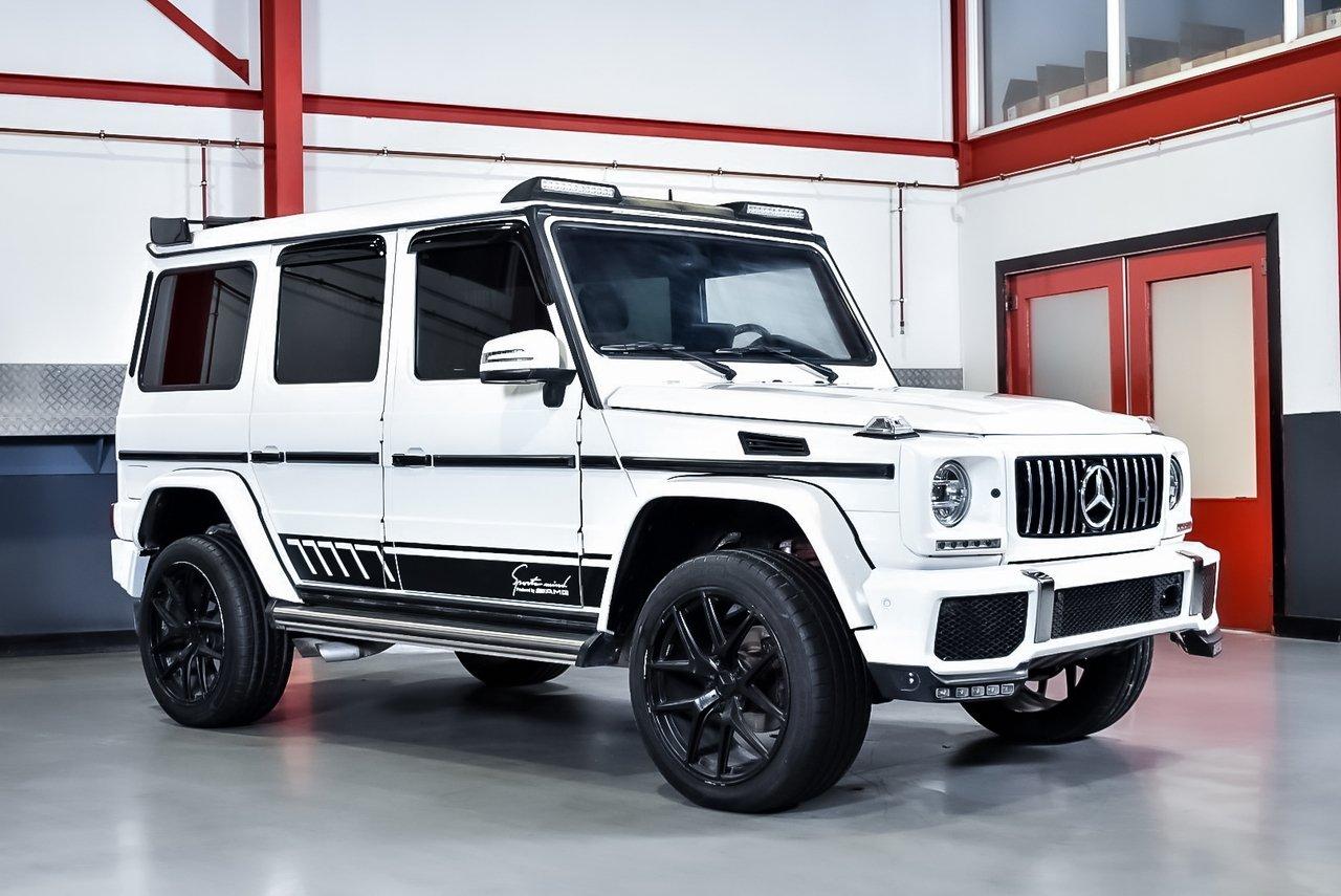 2002 Mercedes-Benz G500 (W463) 5,0L V8 LesAnciennes.com