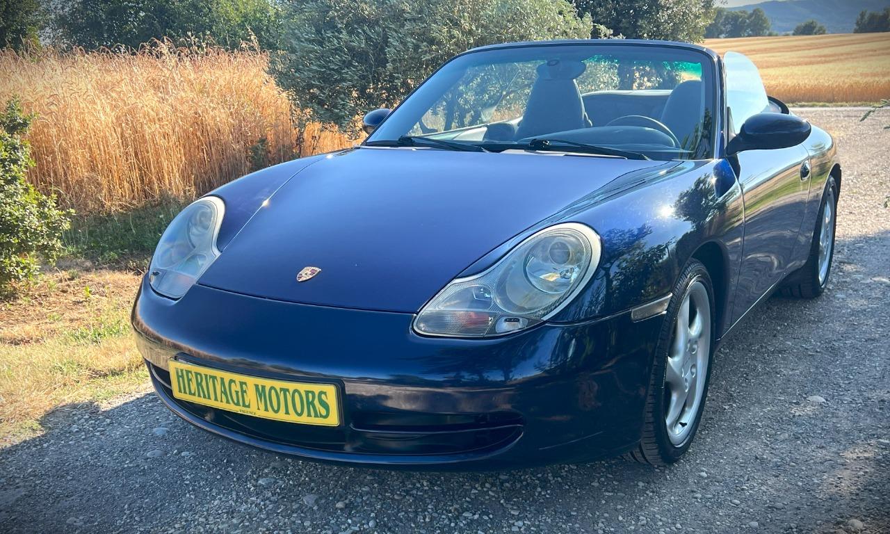 PORSCHE 911 996 CARRERA 4 CAB - 2001 LesAnciennes.com
