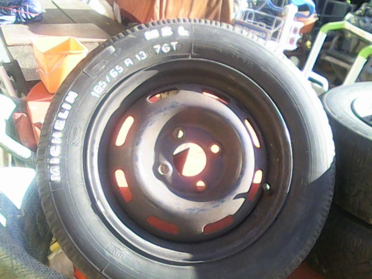 3 Pneu MICHELIN + Jante PEUGEOT 106 VOIR 205 LesAnciennes.com