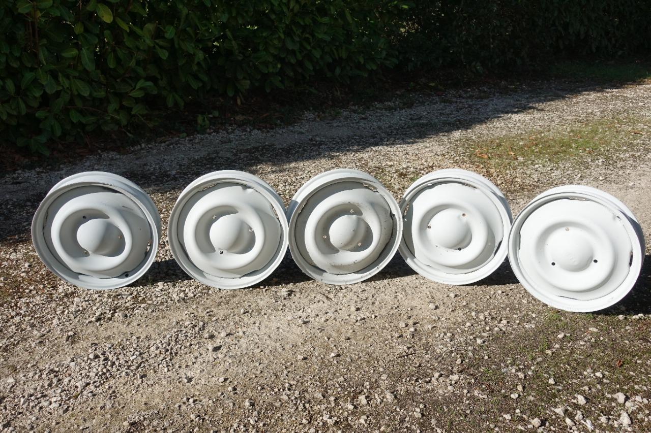 Jantes CITROEN 2CV LesAnciennes.com