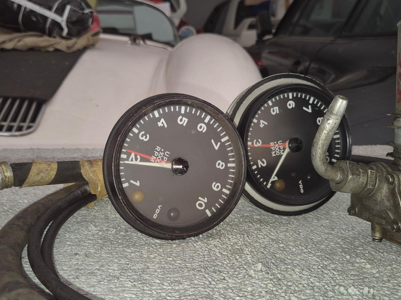 PORSCHE 935 TACHYMÈTRE ET ACCESSOIRES LesAnciennes.com