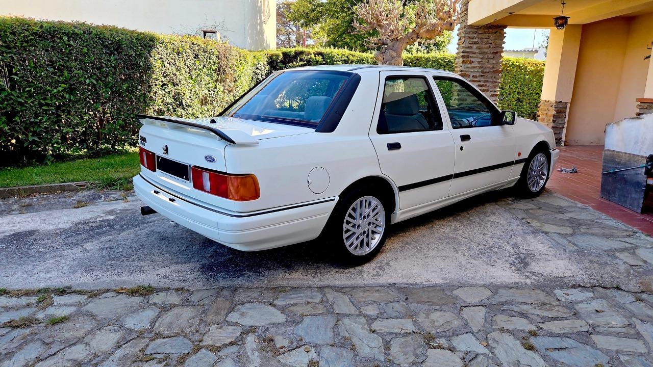 FORD Sierra COSWORTH 2RM - 1988 LesAnciennes.com