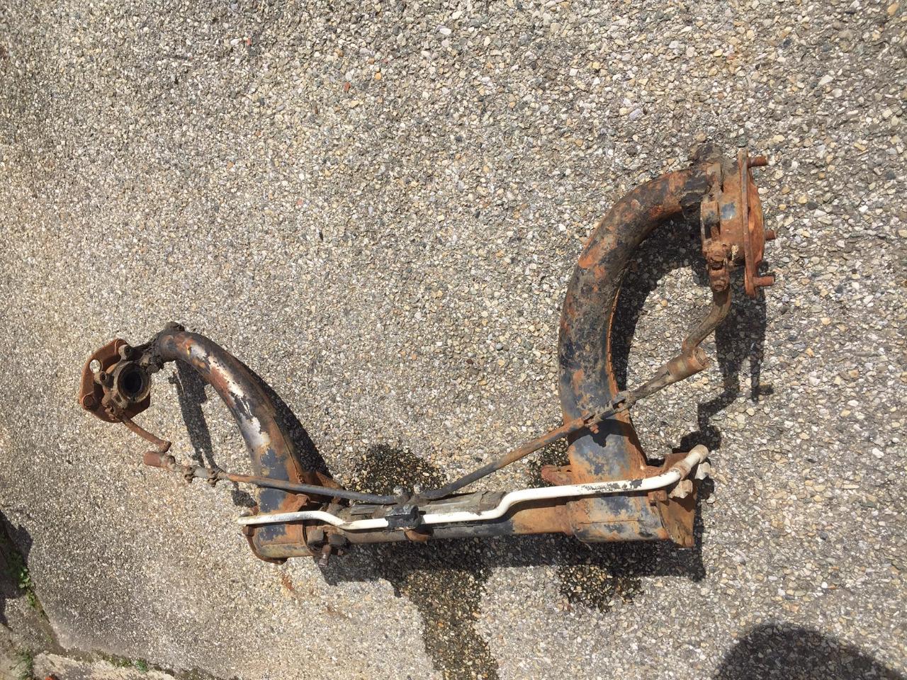 Train avant CITROEN Ami 8 break LesAnciennes.com