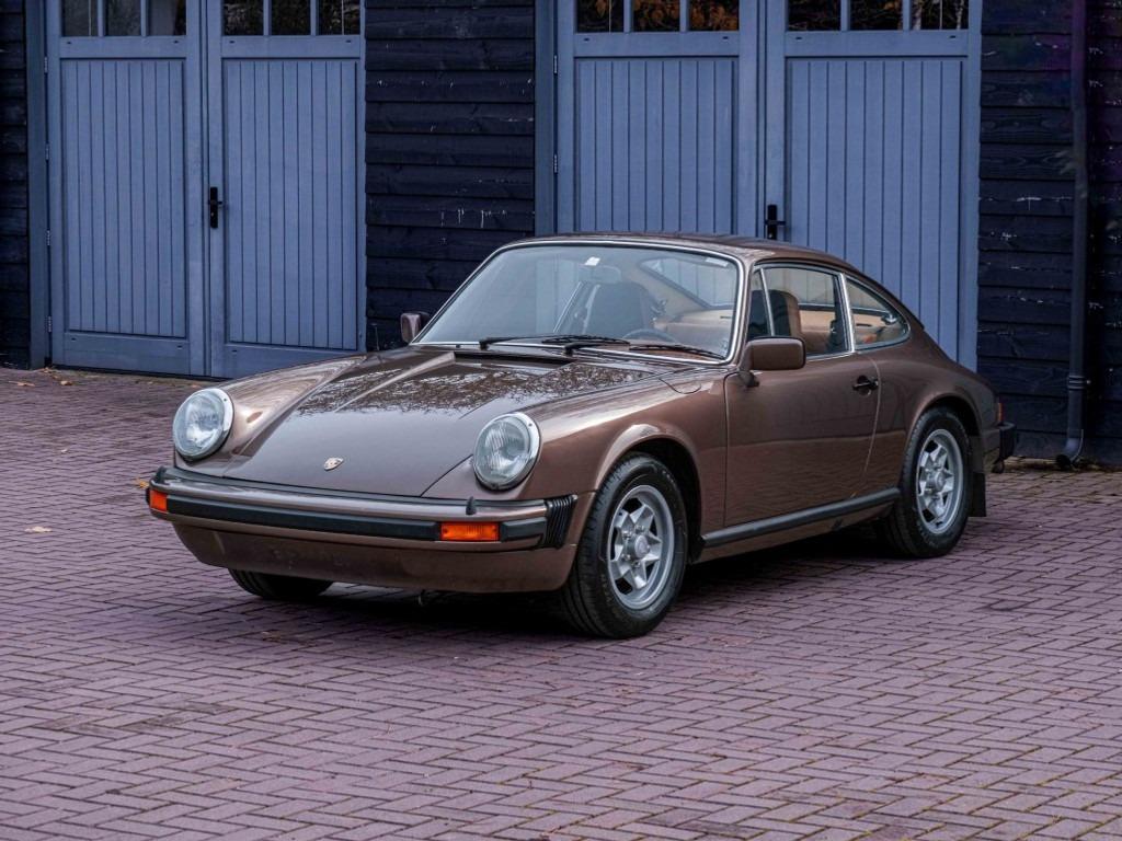PORSCHE 911 S - 1977 LesAnciennes.com