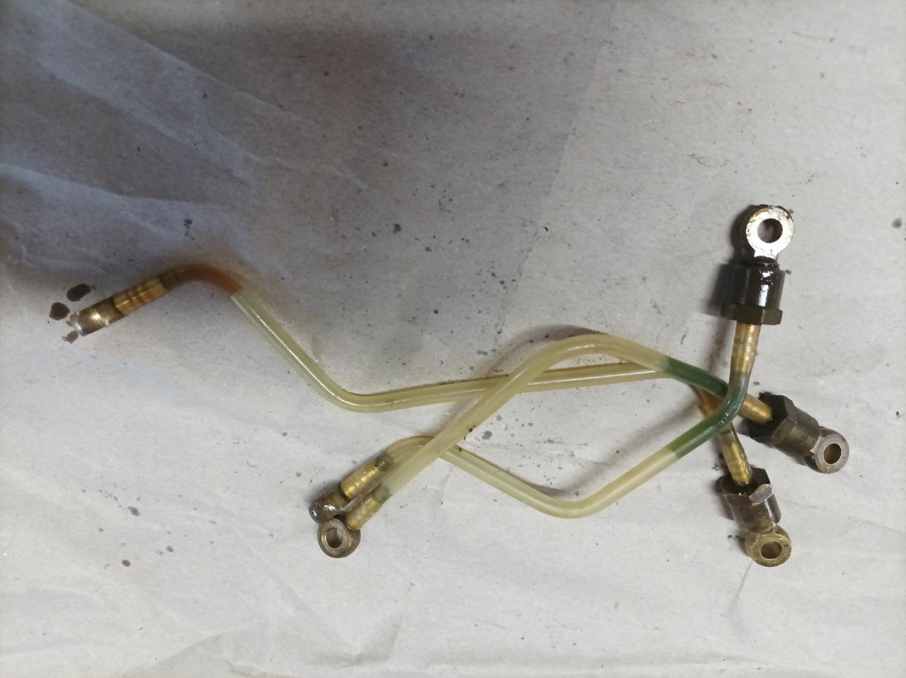 Tubulures MOTOBECANE 350 L3 LesAnciennes.com