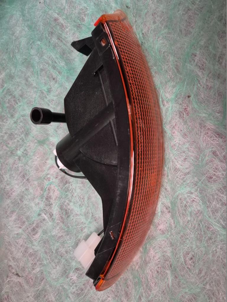 Feux AV SUBARU Impreza LesAnciennes.com