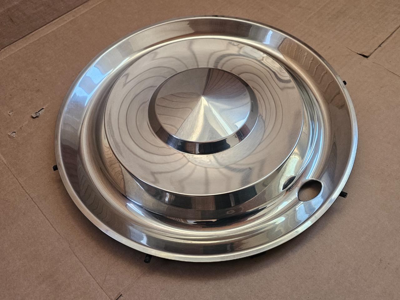 Enjoliveur CITROEN DS Pallas LesAnciennes.com