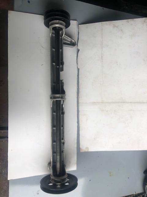 Arbre DE TOMASO Mangusta Mangusta LesAnciennes.com