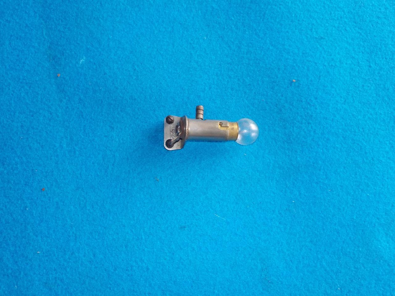 Eclairage moteur R8 Gordini LesAnciennes.com