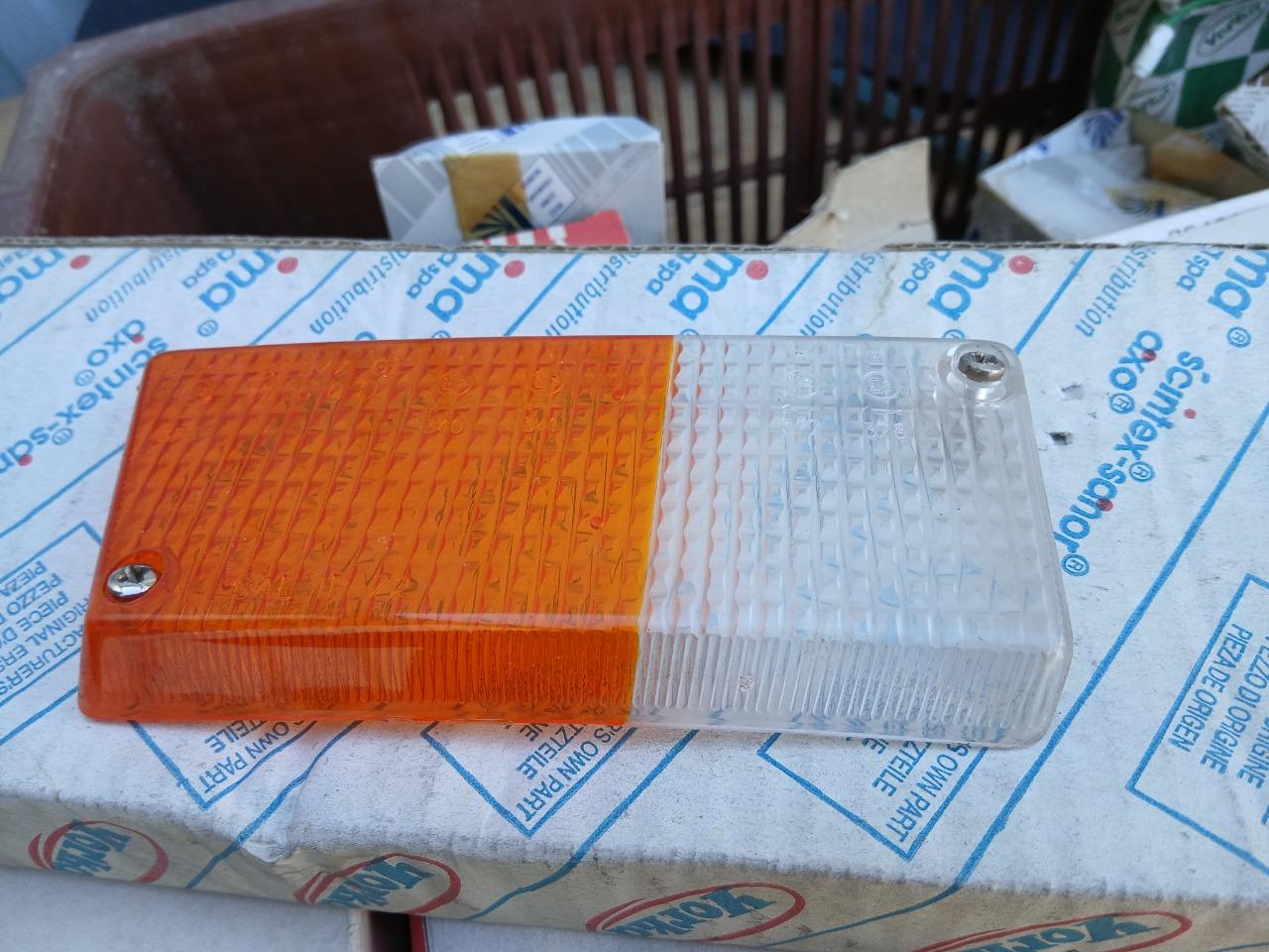 Clignotant RENAULT 5 (R5) LesAnciennes.com