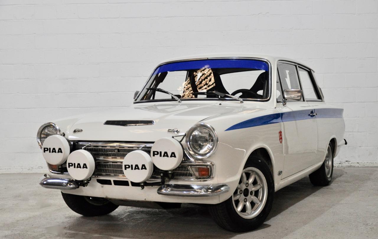 FORD Cortina GT ** 1500CC* - 1965 LesAnciennes.com