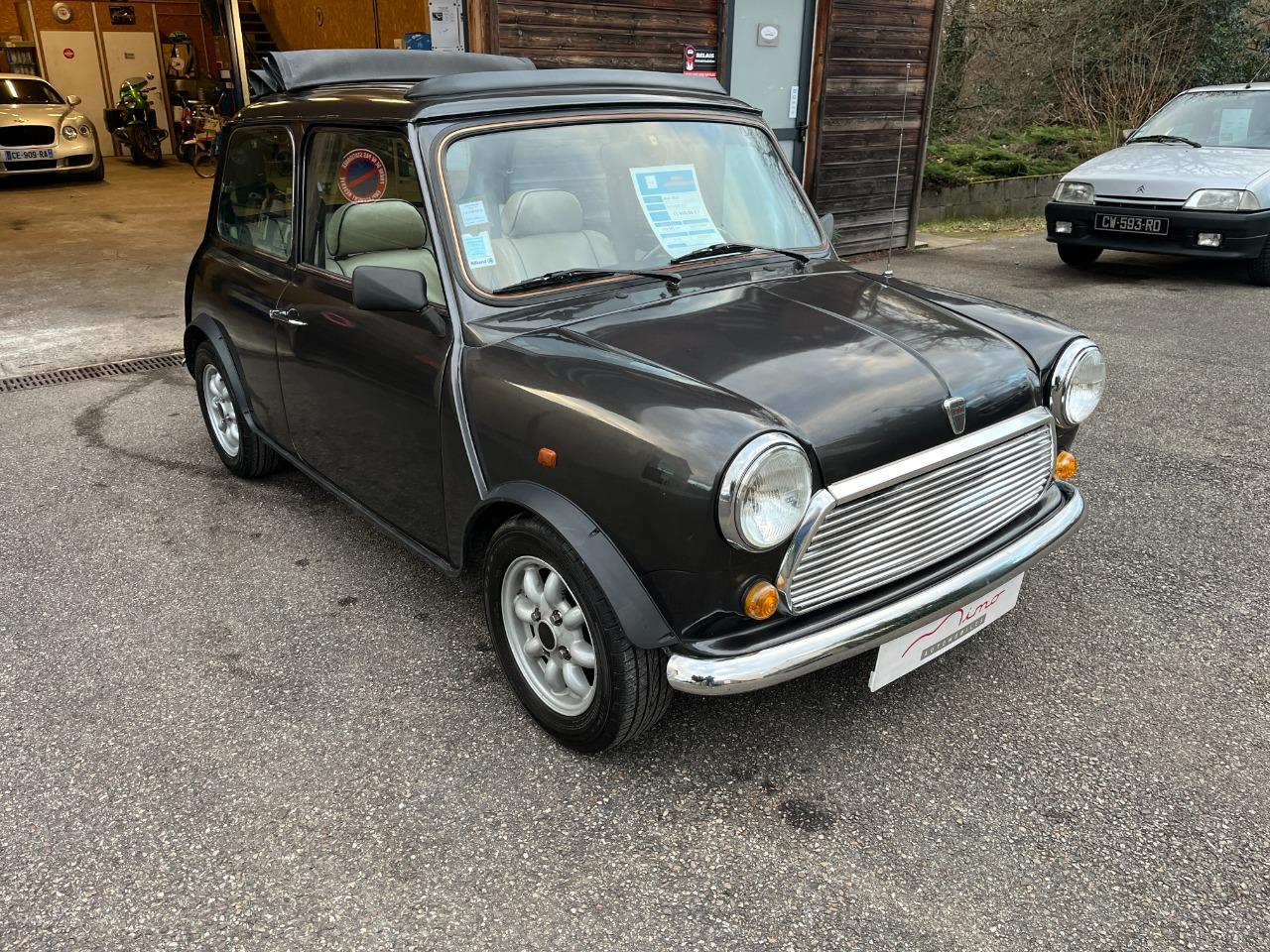 MINI Classic 35 - 1994 LesAnciennes.com
