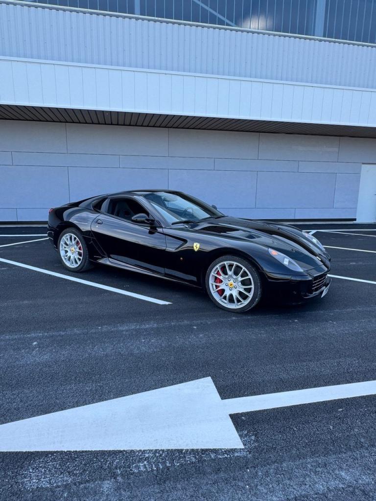 FERRARI 599 GTB Fiorano F1 LesAnciennes.com