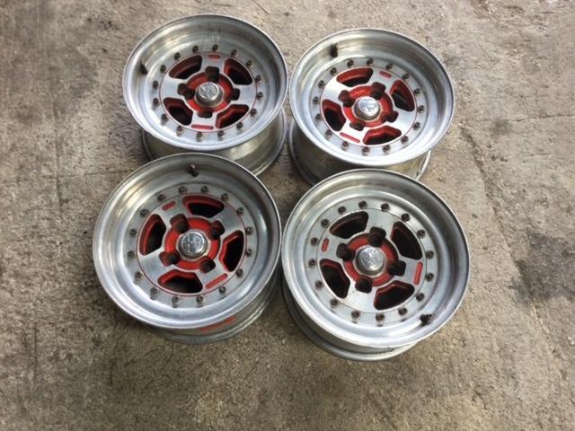 Jantes ALFA ROMEO 2000 coupe bertone LesAnciennes.com