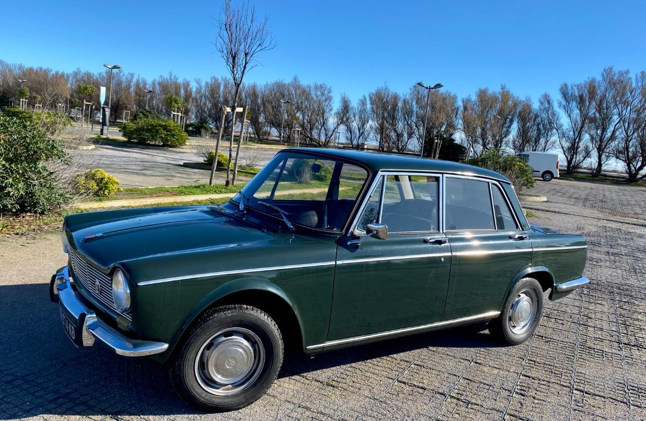SIMCA 1300 GL - 1965 LesAnciennes.com