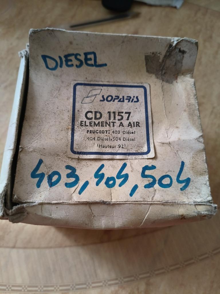 Pièces PEUGEOT 403 LesAnciennes.com