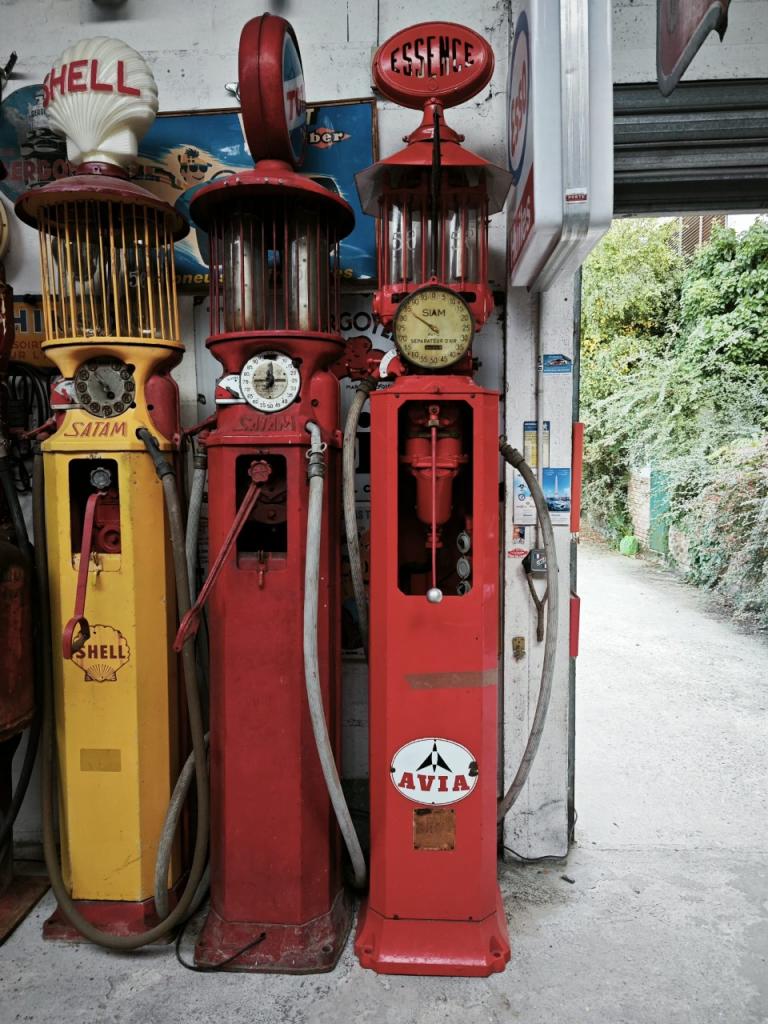 Pompe à essence Bijaujeur SIAM D5 circa 1935 LesAnciennes.com