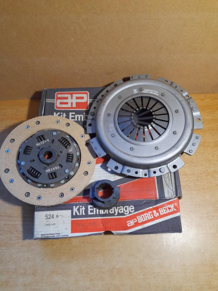 Kit embrayage Volvo 343-344-345-360 borg&beck 524 LesAnciennes.com