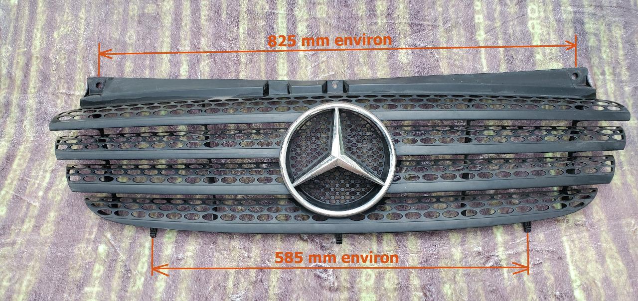 Calandre MERCEDES SPRINTER en excellent état LesAnciennes.com