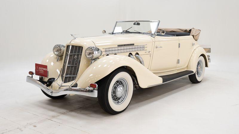 AUBURN 852 SC Phaeton Sedan - 1936 LesAnciennes.com