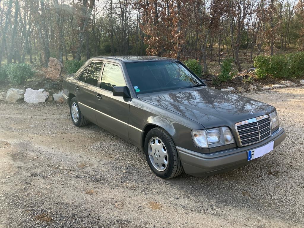MERCEDES 220 E W124 150cv - 1994 LesAnciennes.com