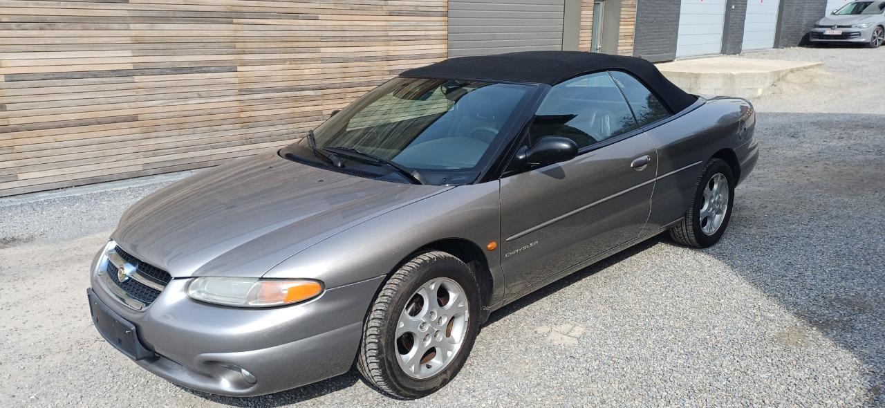 CHRYSLER Stratus Cabriolet - 1998 LesAnciennes.com