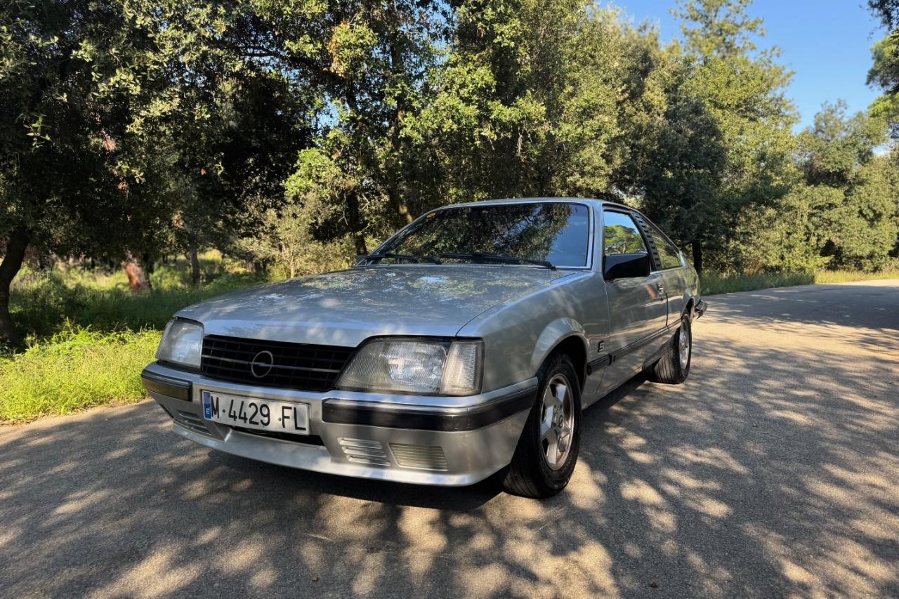 OPEL Monza - 1983 LesAnciennes.com