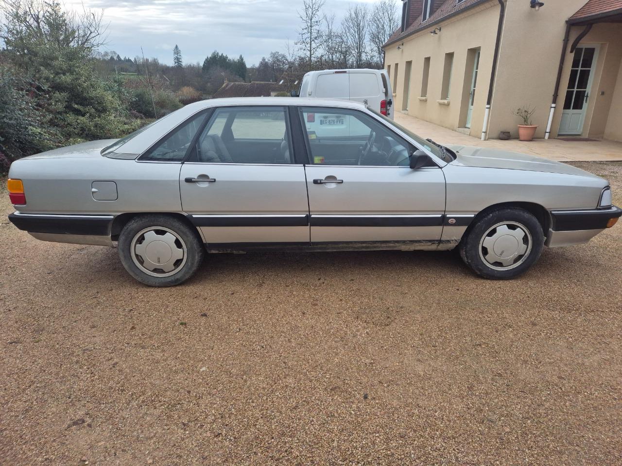 AUDI 200 turbo - 1984 LesAnciennes.com