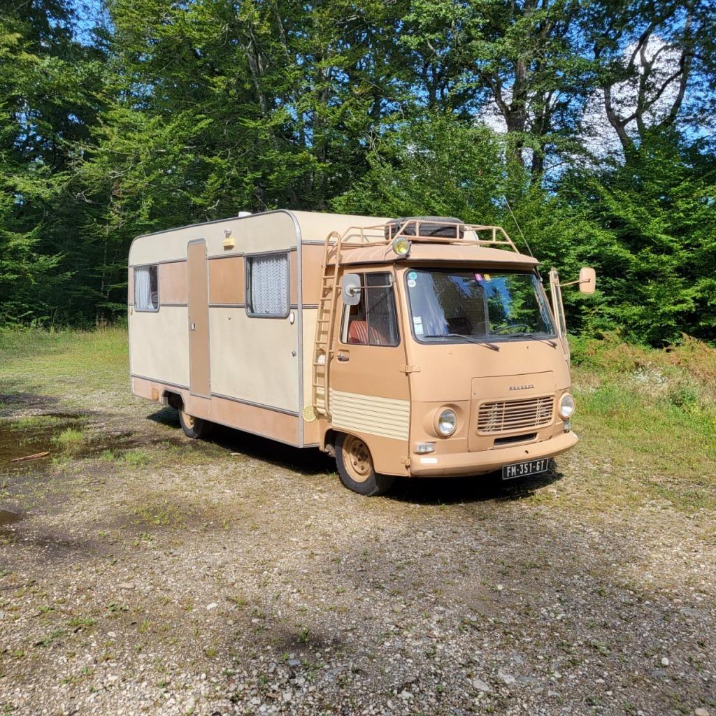 PEUGEOT J7 Camping car - 1976 LesAnciennes.com