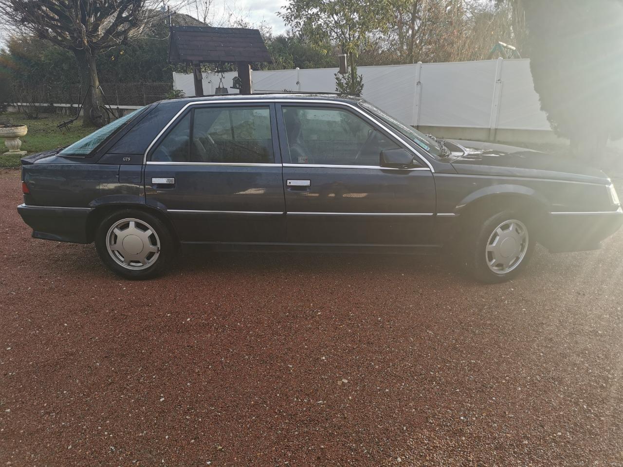 RENAULT 25 (R25) - 1991 LesAnciennes.com