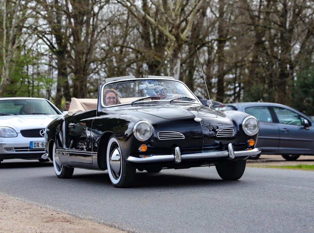 VOLKSWAGEN Karmann Ghia Type 14 - 1960 LesAnciennes.com