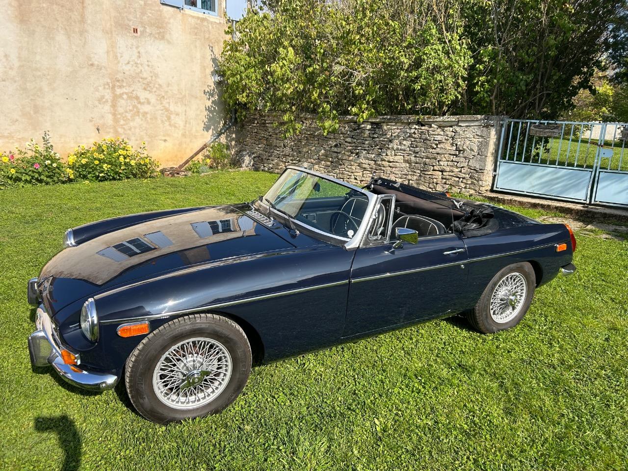MG MGB - 1974 LesAnciennes.com