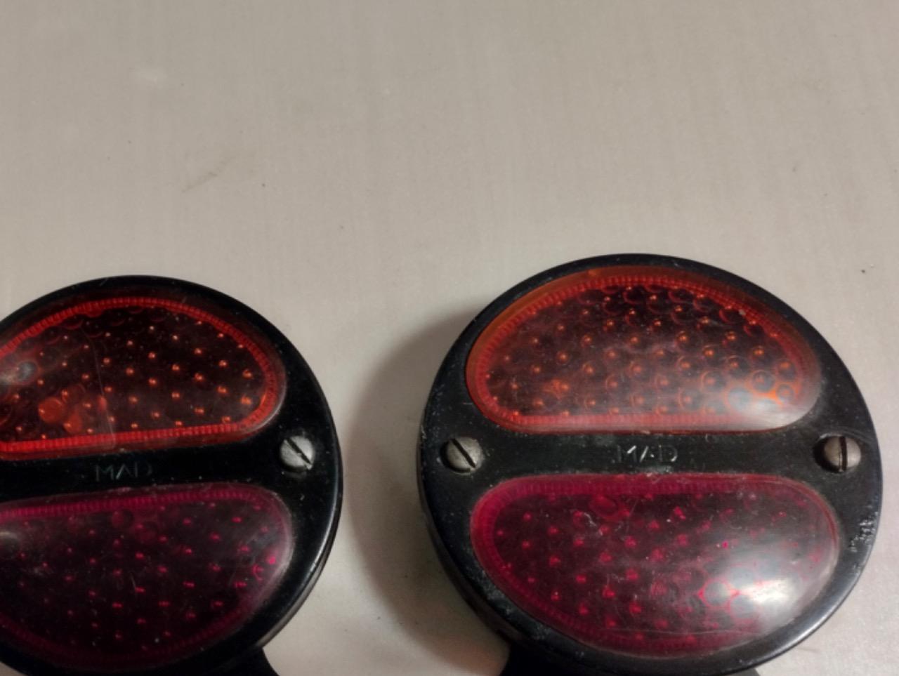 Feux MAD LesAnciennes.com