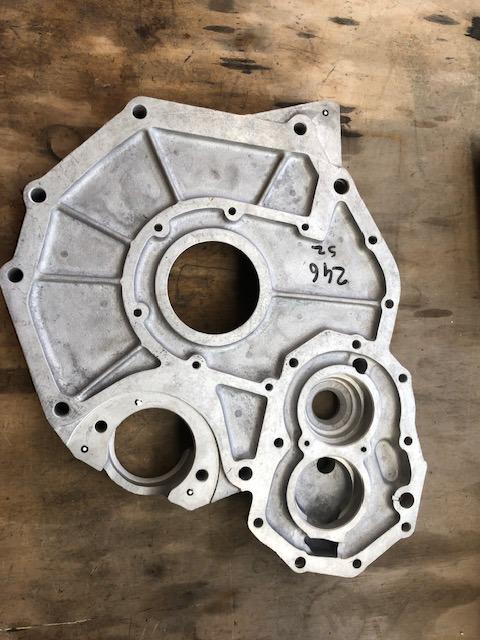 Carter intermédiaire de boîte vitesses Ferrari 246 LesAnciennes.com