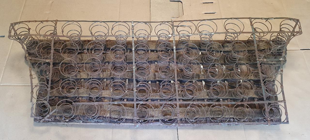 Sommier Banquette CITROEN Traction 11 C LesAnciennes.com