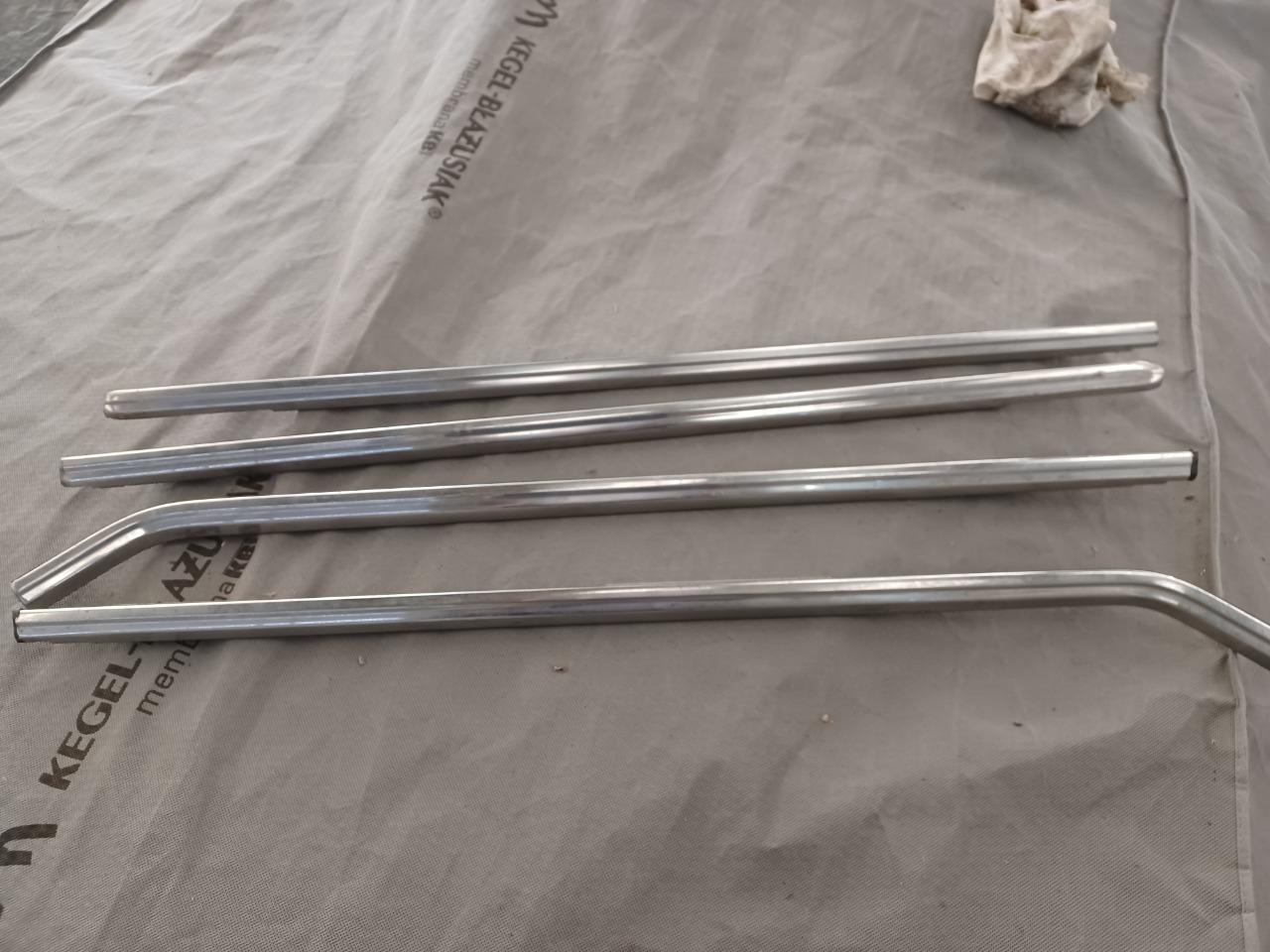 Baguettes ALFA ROMEO Alfetta 116 N LesAnciennes.com