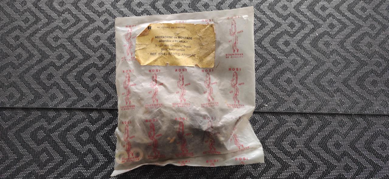 Kit de fixations échappement RENAULT 12 (R12) LesAnciennes.com