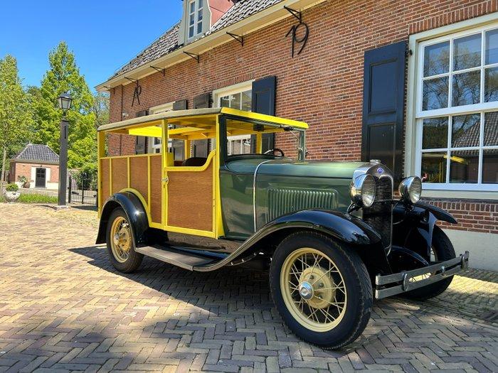 FORD A A Safari Station - 1930 LesAnciennes.com