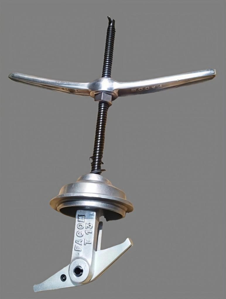Outil Facom T13 pour renault 4 cv LesAnciennes.com