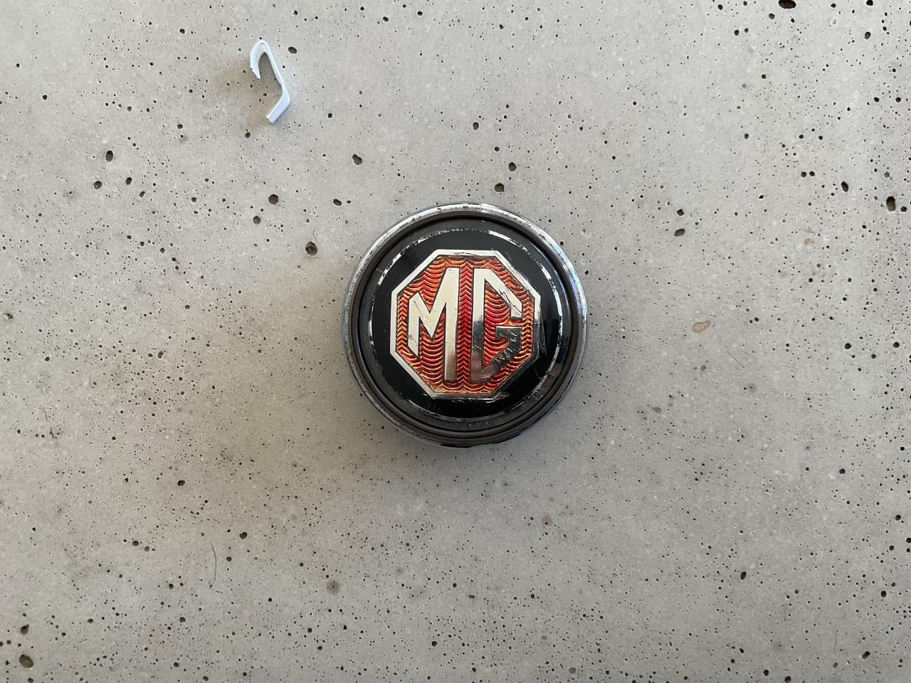 Centre de volant MG MGB LesAnciennes.com