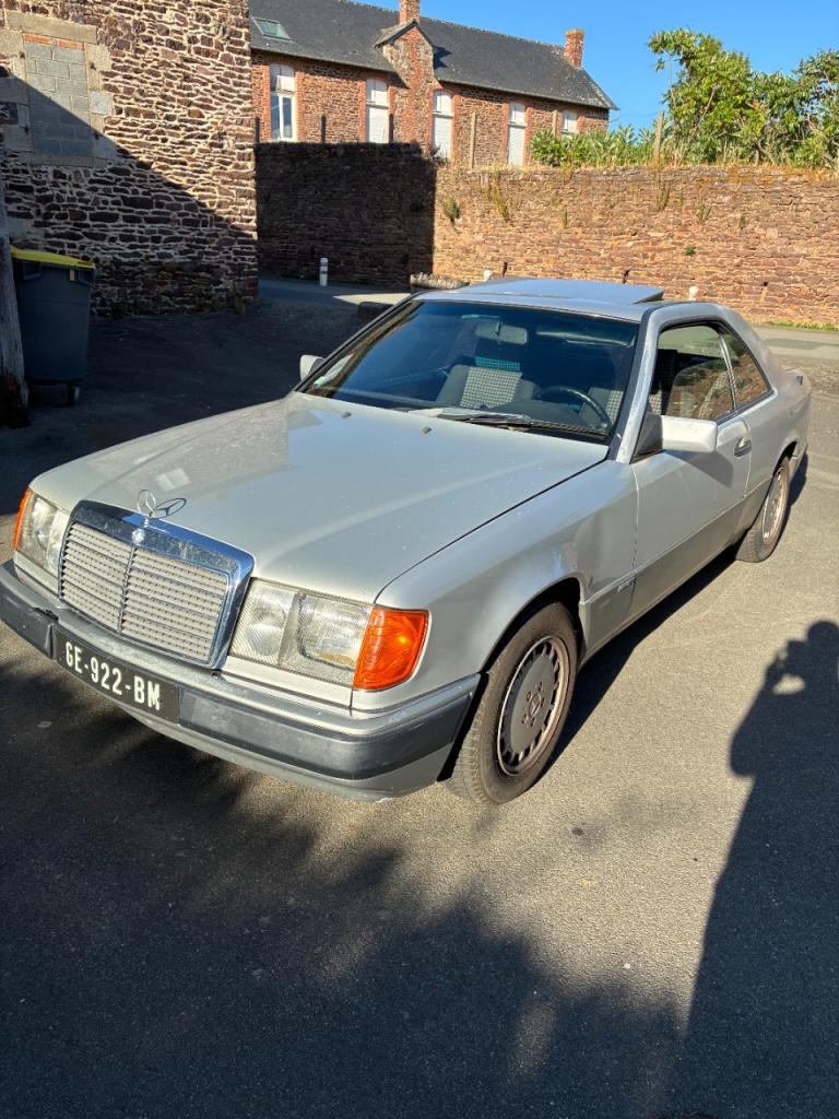 MERCEDES 230 CE W124 Sportline - 1990 LesAnciennes.com
