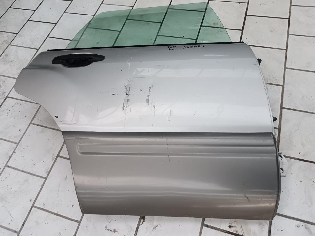 Porte arrière droite Subaru Forester LesAnciennes.com