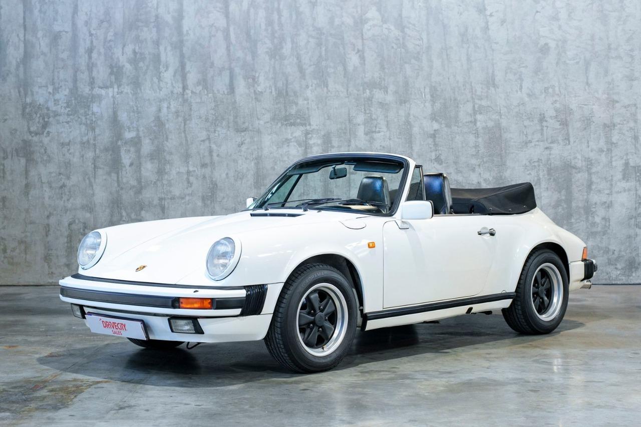 PORSCHE 911 3.2 Cabriolet - 1986 LesAnciennes.com