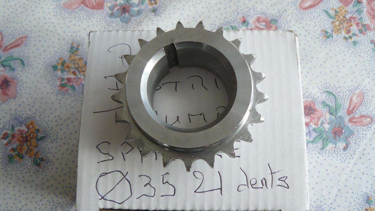 Pignon TRIUMPH 1 1 LesAnciennes.com