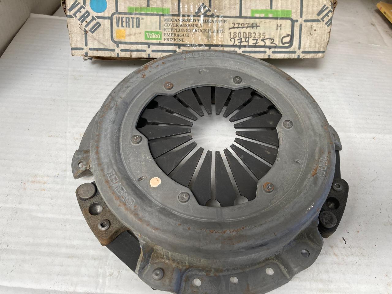 Mécanisme embrayage neuf FIAT 124 1.2 Coupé LesAnciennes.com