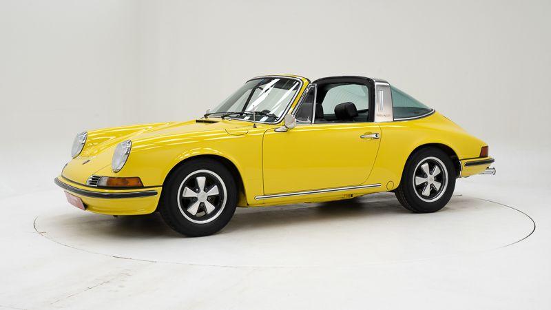 PORSCHE 911 2.2 E Targa - 1968 LesAnciennes.com