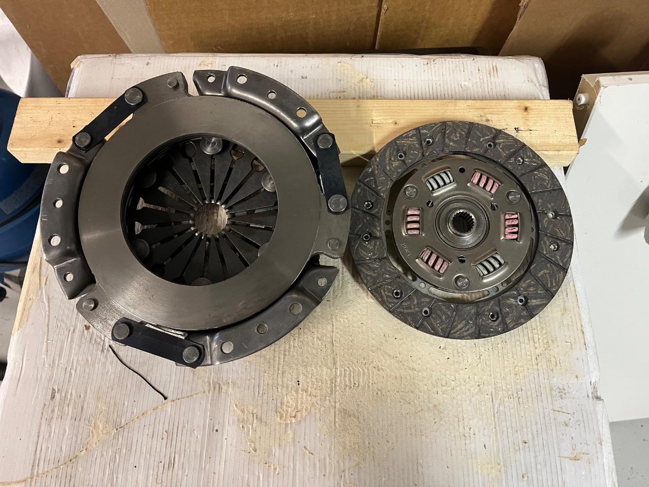 Mécanisme SIMCA 1200S LesAnciennes.com