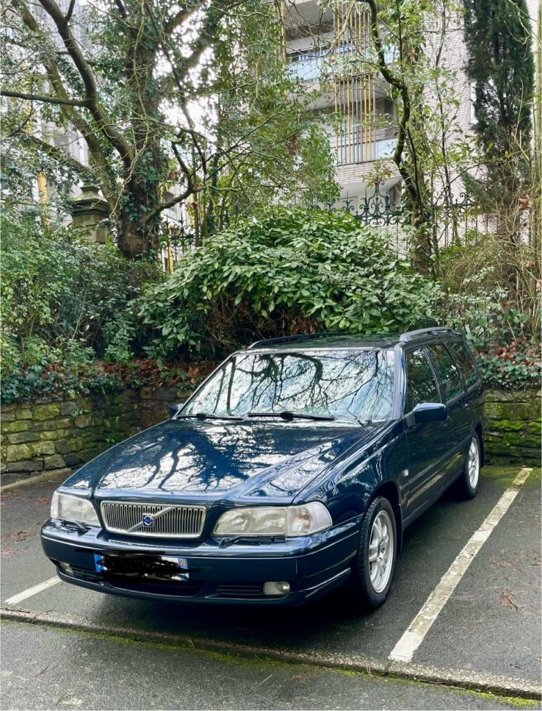 VOLVO V 70 V70 break - 2000 LesAnciennes.com