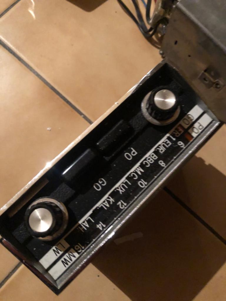 Autoradio CITROEN DS LesAnciennes.com