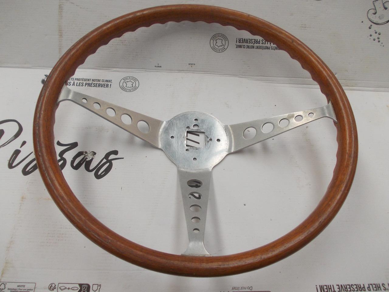 Volant SIMCA 1200S LesAnciennes.com
